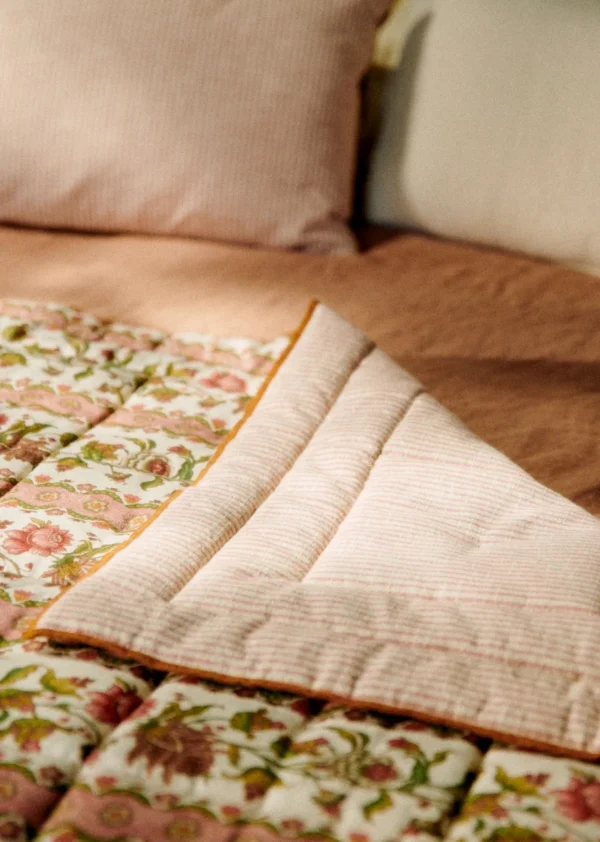 Sezane Bedruckte Steppdecke< Textilien