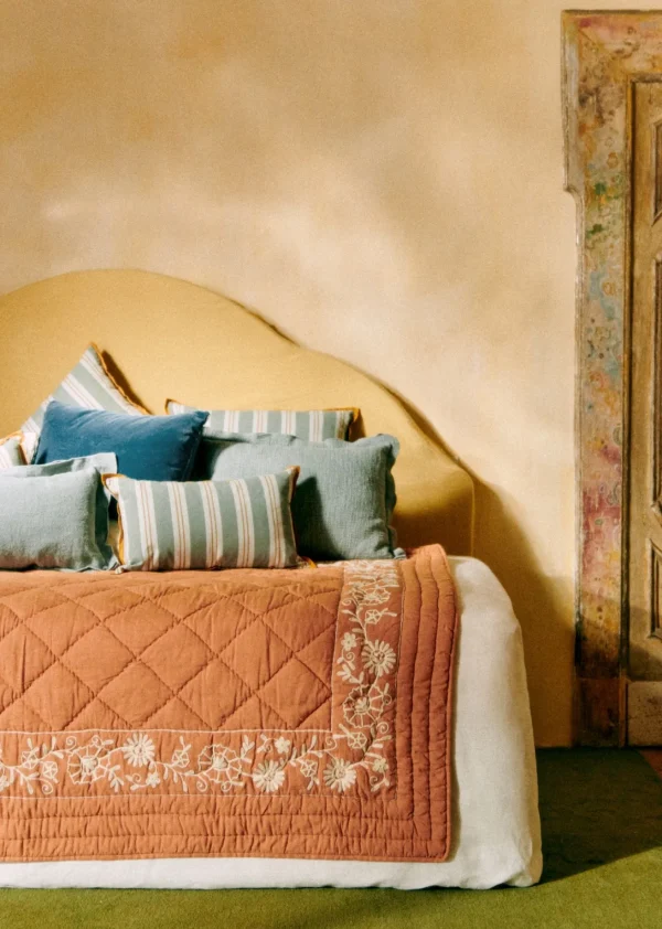 Sezane Bestickte Steppdecke< Textilien