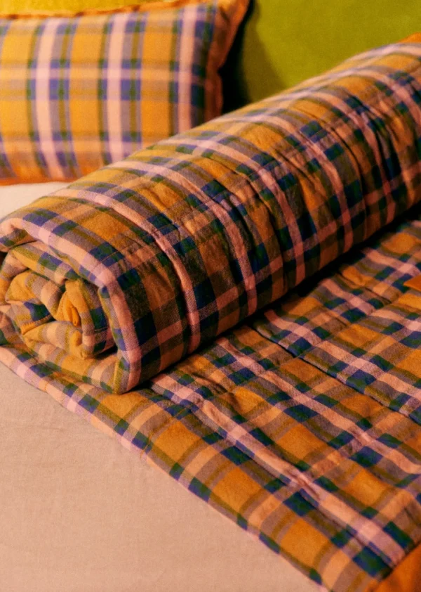 Sezane Gewebte Steppdecke< Textilien