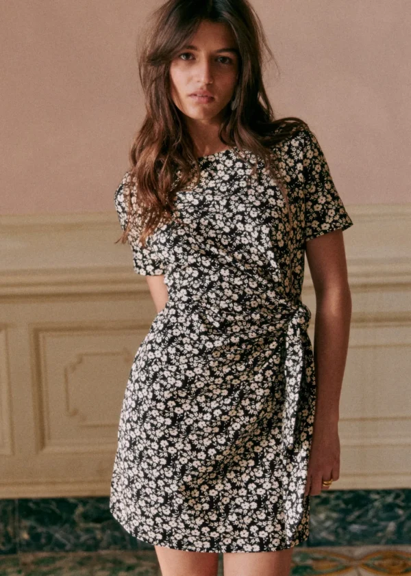 Sezane Kurzes Kleid Pippa< Kleider | Bademode