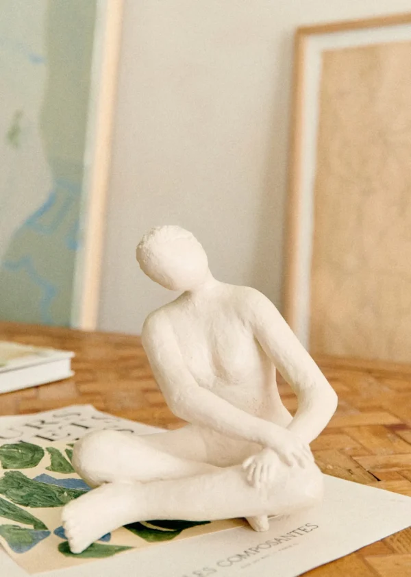 Sezane Skulptur Guénolée Courcoux - Die Frau Großes Modell< Gastkünstlerinnen