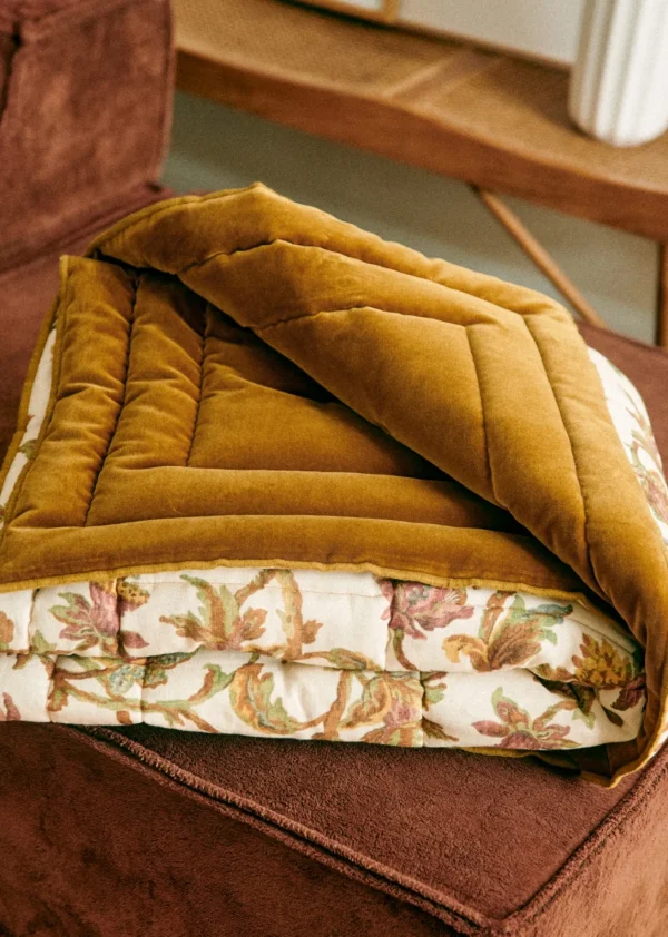 Sezane Steppdecke< Textilien