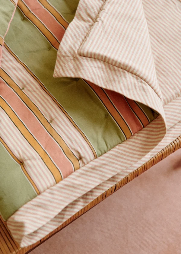 Sezane Steppdecke< Textilien