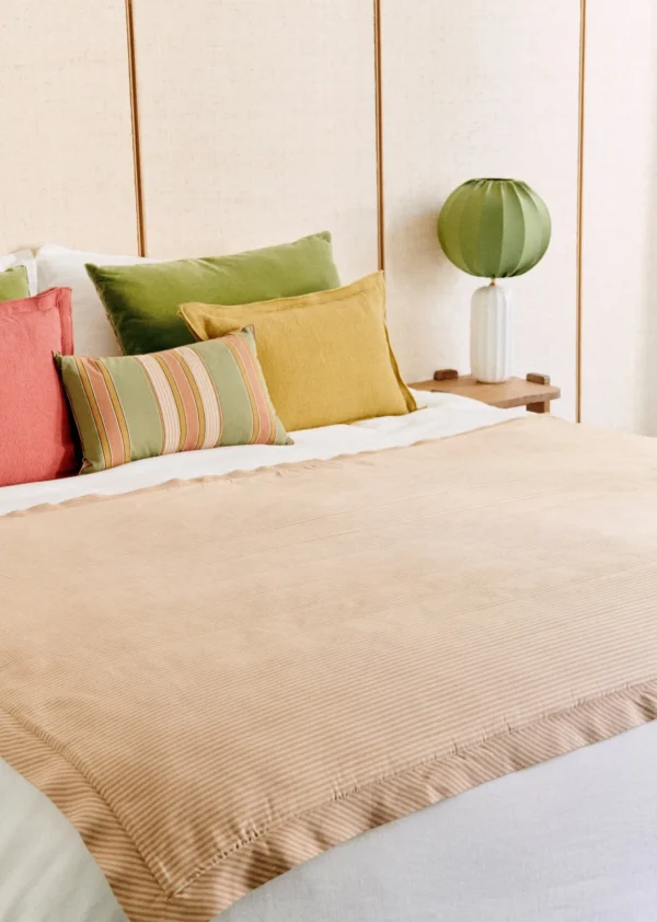 Sezane Steppdecke< Textilien
